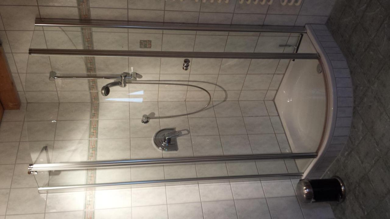 ריינהאוזן Ferienhaus Schwoerer מראה חיצוני תמונה