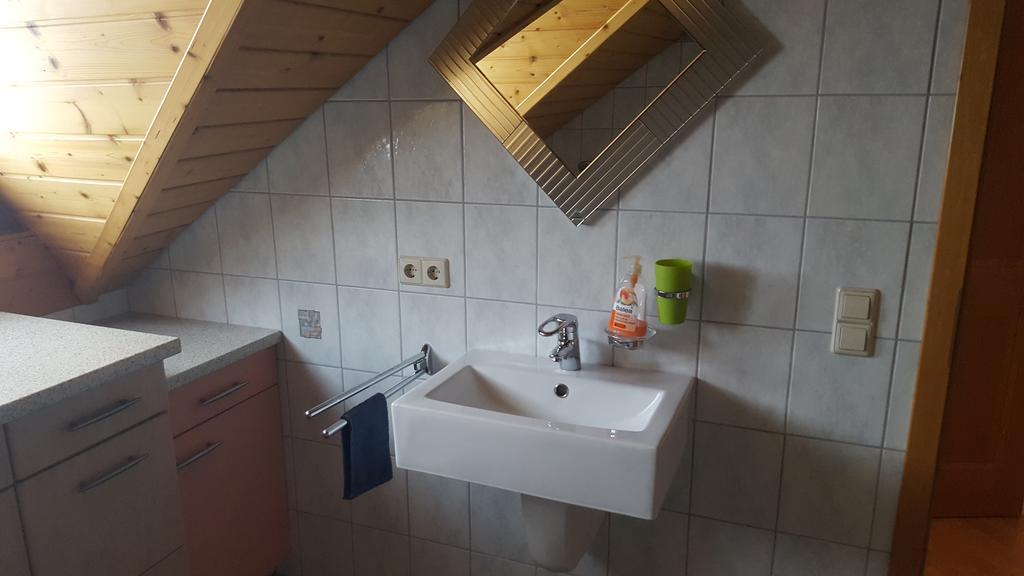 ריינהאוזן Ferienhaus Schwoerer מראה חיצוני תמונה